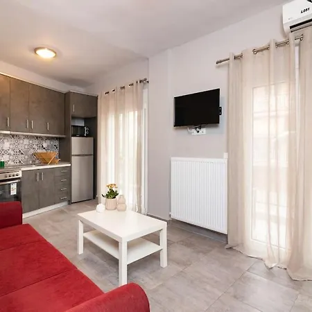 Spacious Apartment, 2 Bedrooms Thessaloniki Exterior photo